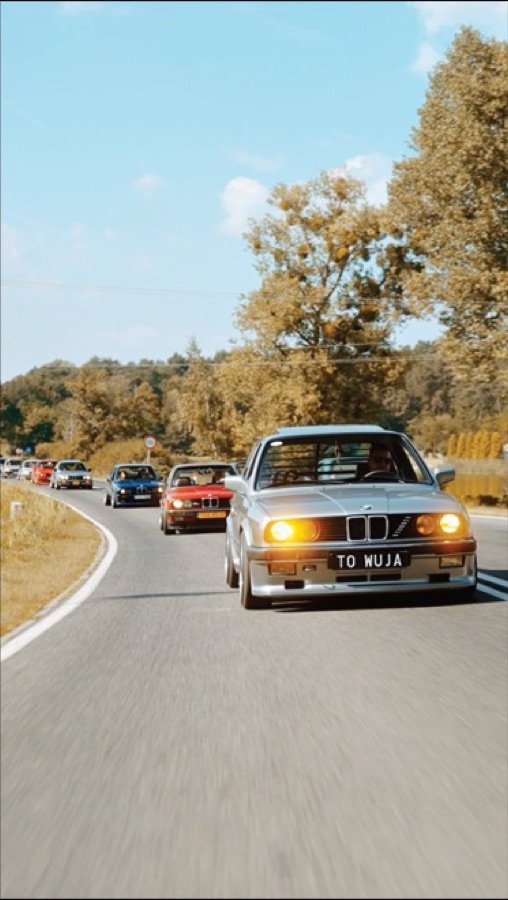 Reel, BMW E30 w trasie